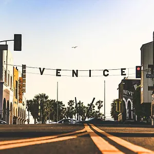  Gasthuis Venice Beach International Traveler