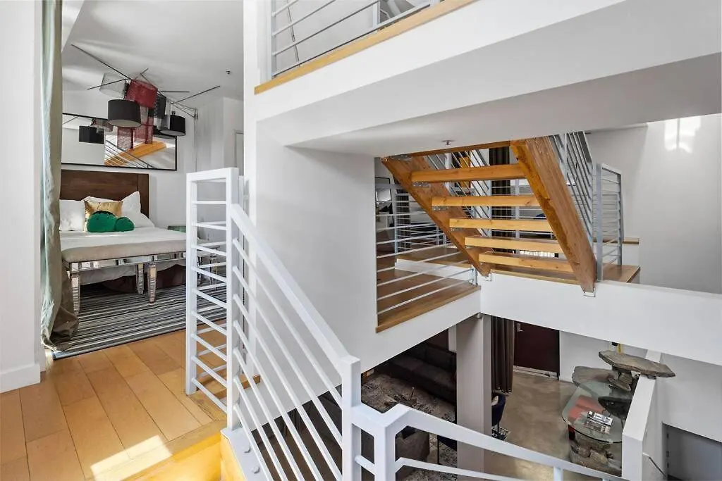 Luxurious 4-Story Beach Loft With Rooftop Perch Los Angeles